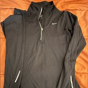 Nike Dri-Fit Black 1/2 Zip Pullover Size XS